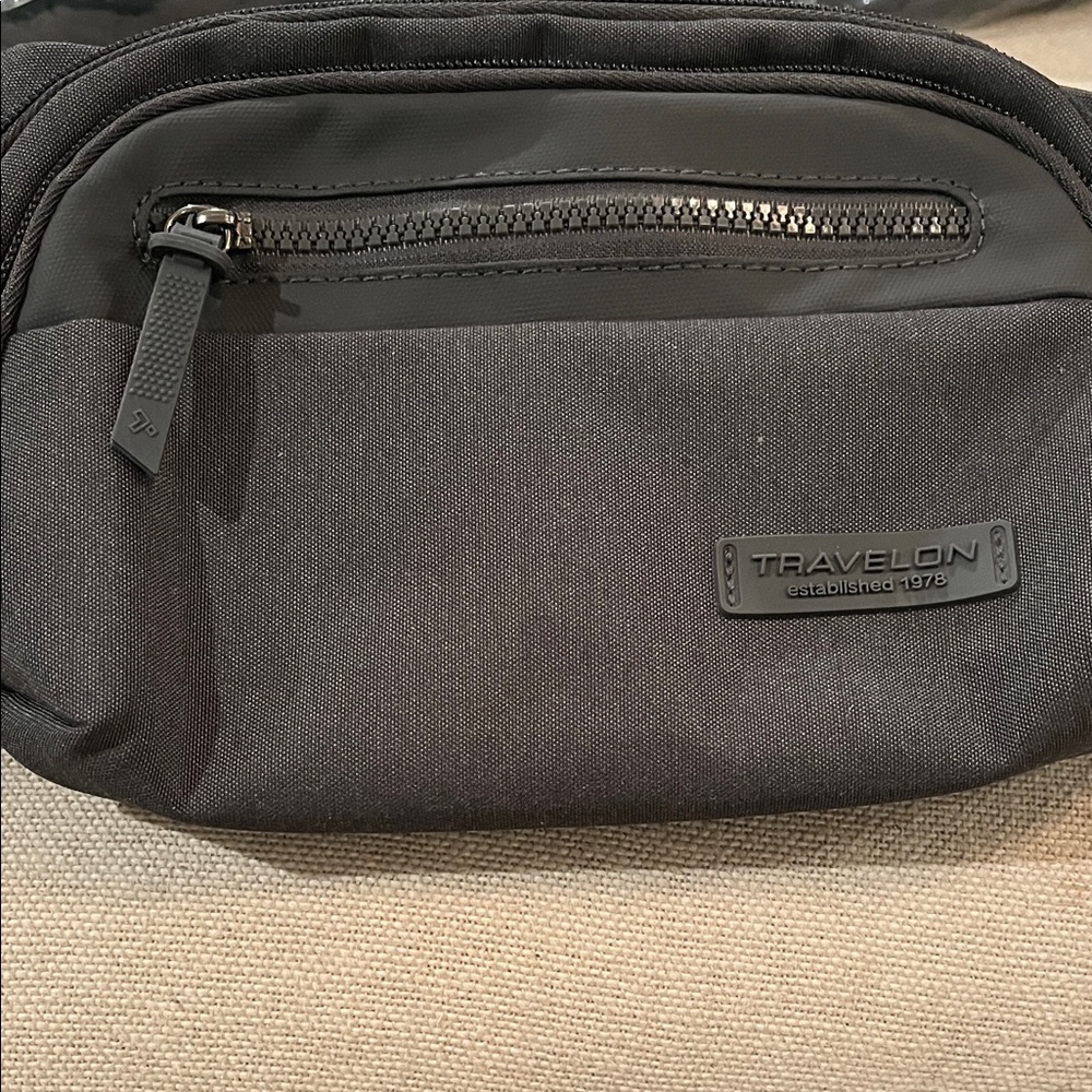 Travelon Anti-Theft Metro Gray Heather Waistpack/NWT - Picture 7 of 16
